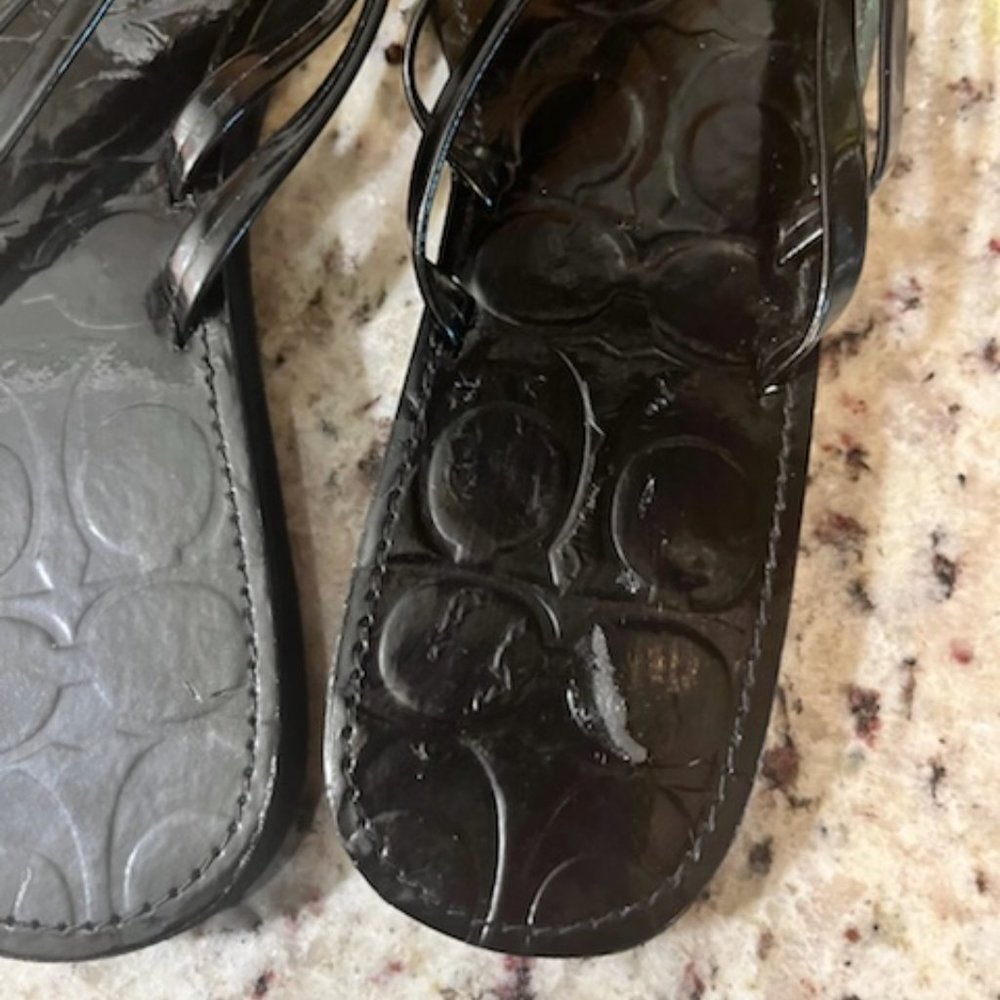 Coach Flip Flops - image 4